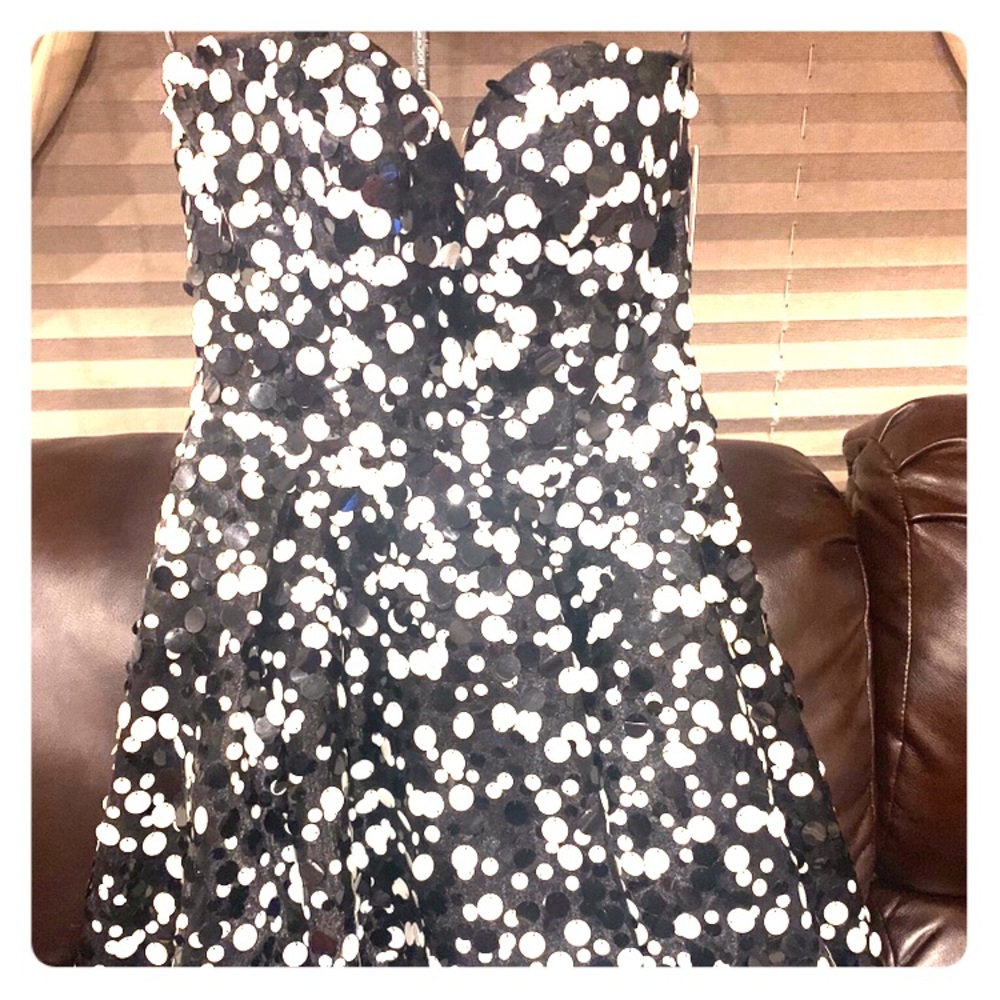Black an white Sherri hill cocktail dress